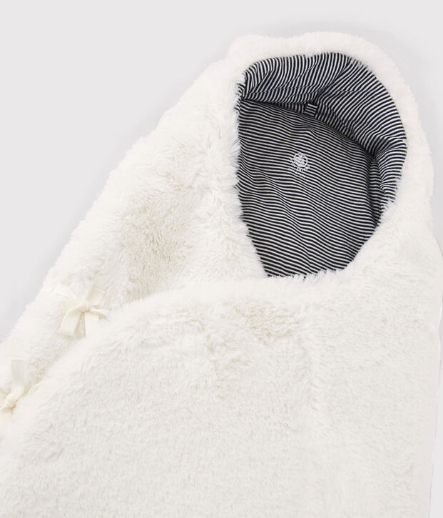 Nid d'ange b&eacute;b&eacute; en sherpa blanc