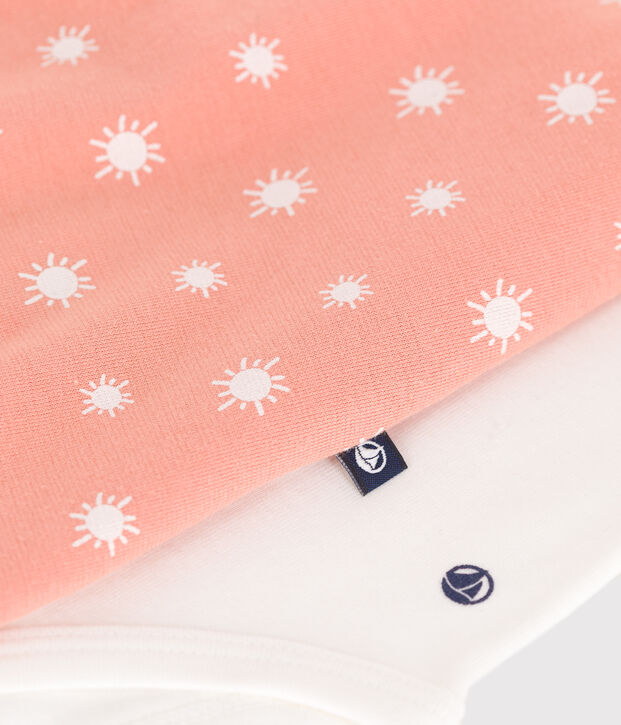 Ensemble naissance salopette en coton imprim&eacute; soleils et body orange/blanc