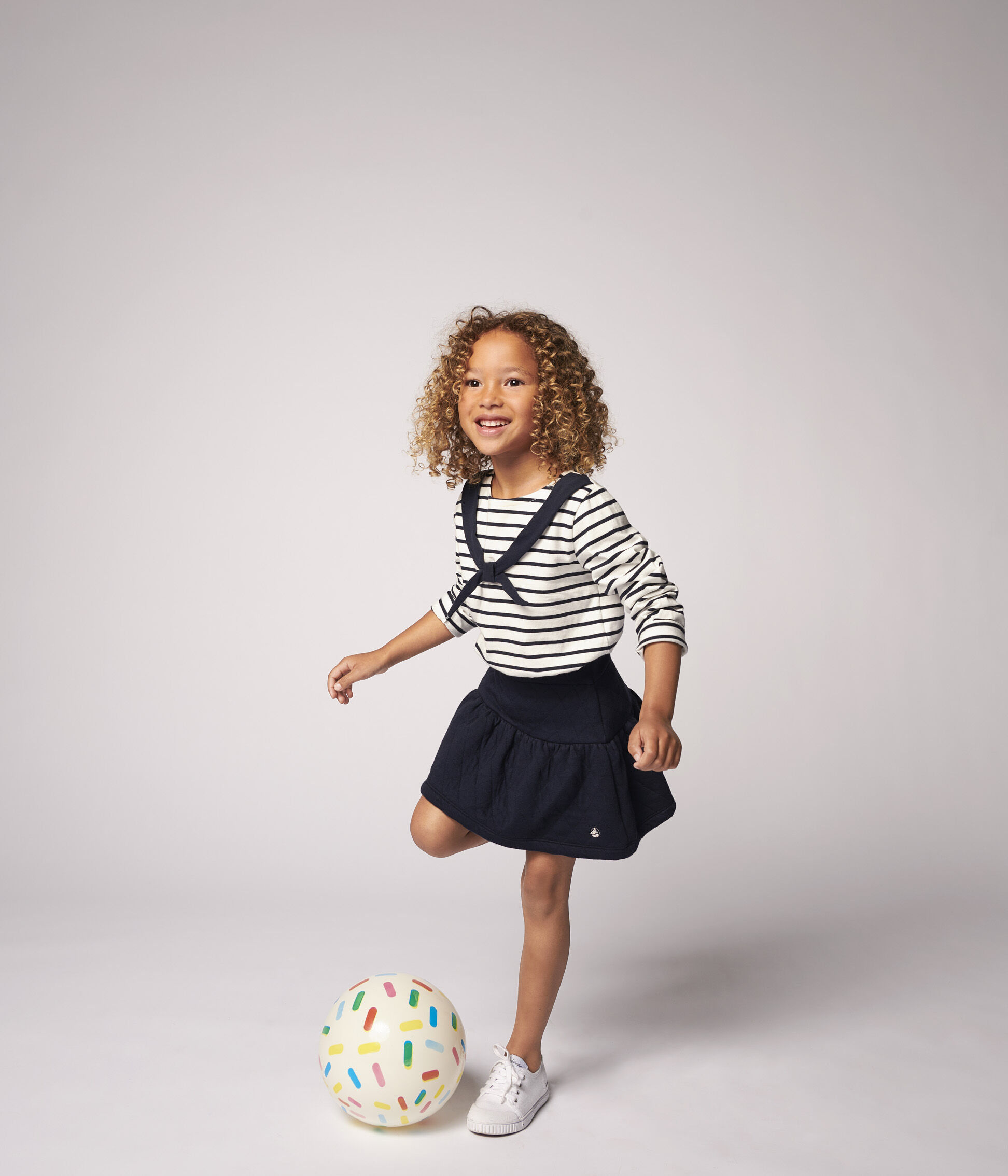 T-shirt van jersey met lange mouwen voor meisjes MARSHMALLOW/SMOKING |  Petit Bateau