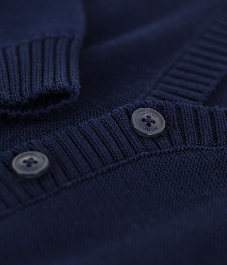 Gebreid jongensvest blauw