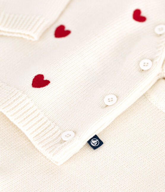 Tweedelig gebreid babysetje met geborduurde hartjes rood MARSHMALLOW/ POMPEI