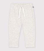 beige chin&eacute;