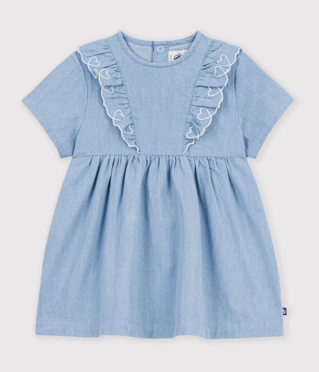 Babyjurkje met korte mouwen van chambray, geborduurd met hartjes. blauw