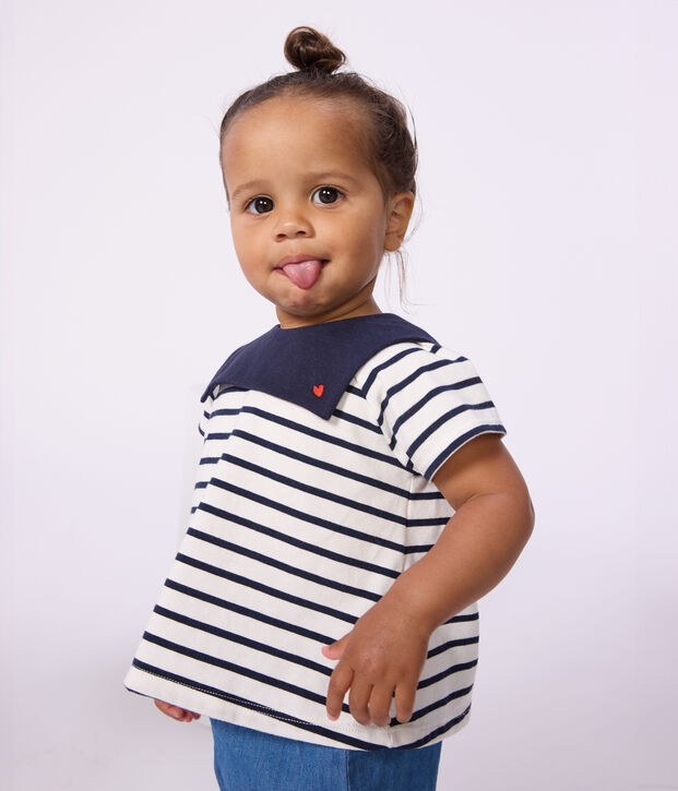 Katoenen babybloesje met matrozenstreepje en geborduurd kraagje wit/blauw