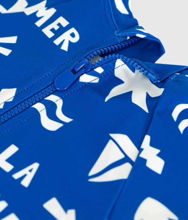 Tee-shirt anti UV b&eacute;b&eacute;, imprim&eacute; plage bleu/blanc