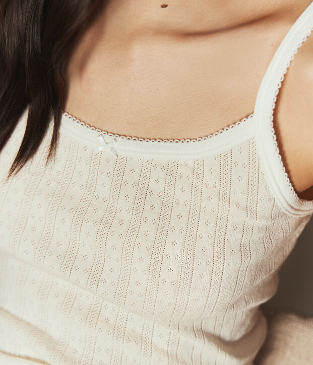Chemise &agrave; bretelles femme en coton ajour&eacute; blanc cass&eacute;