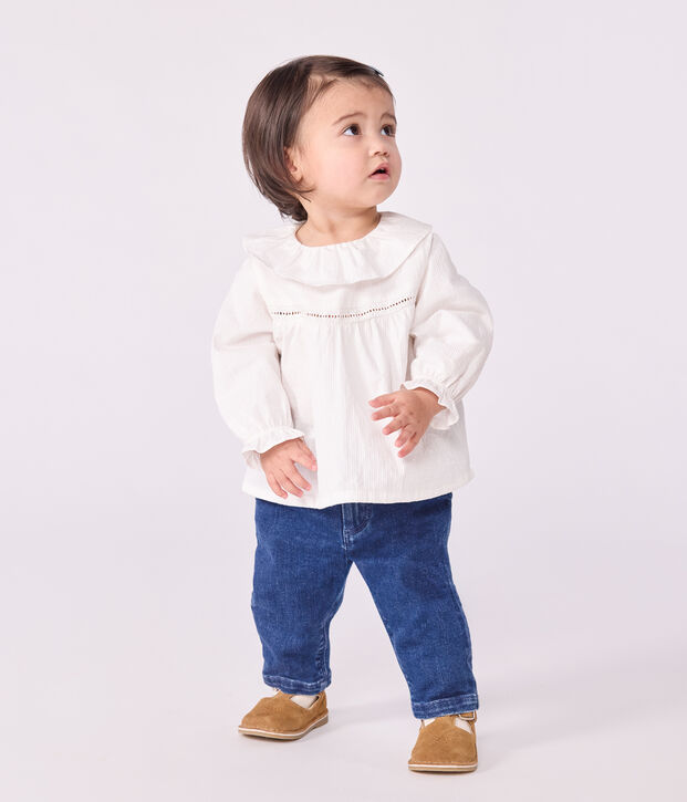 Blouse b&eacute;b&eacute; en popeline de coton manches longues, &agrave; col et brod&eacute;e blanc