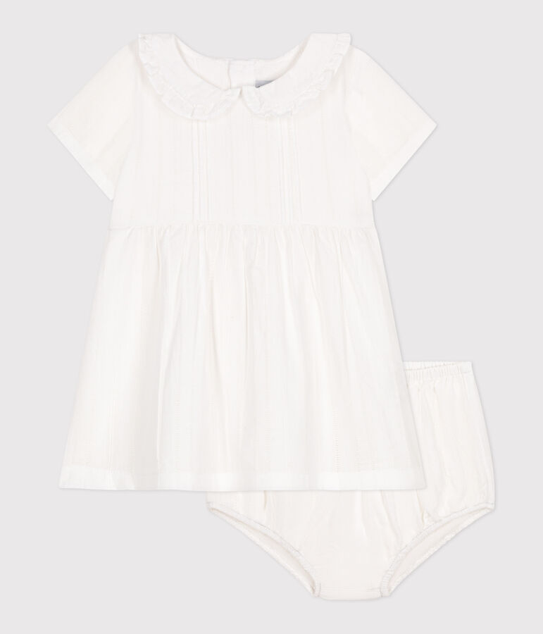 Robe blanche b&eacute;b&eacute; en coton, bloomer et leurs d&eacute;tails ajour&eacute;s blanc