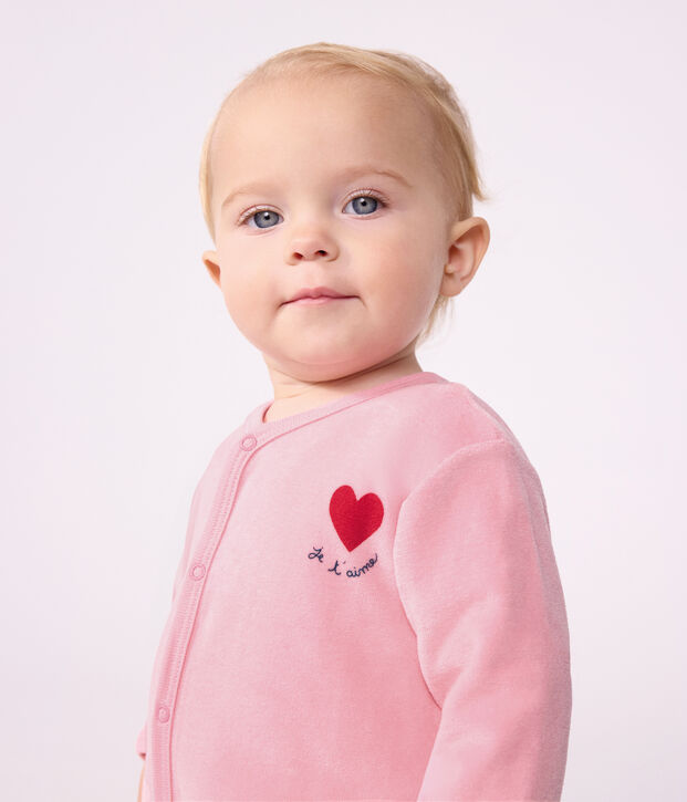 Pyjama b&eacute;b&eacute; en velours uni avec motif plac&eacute; rose