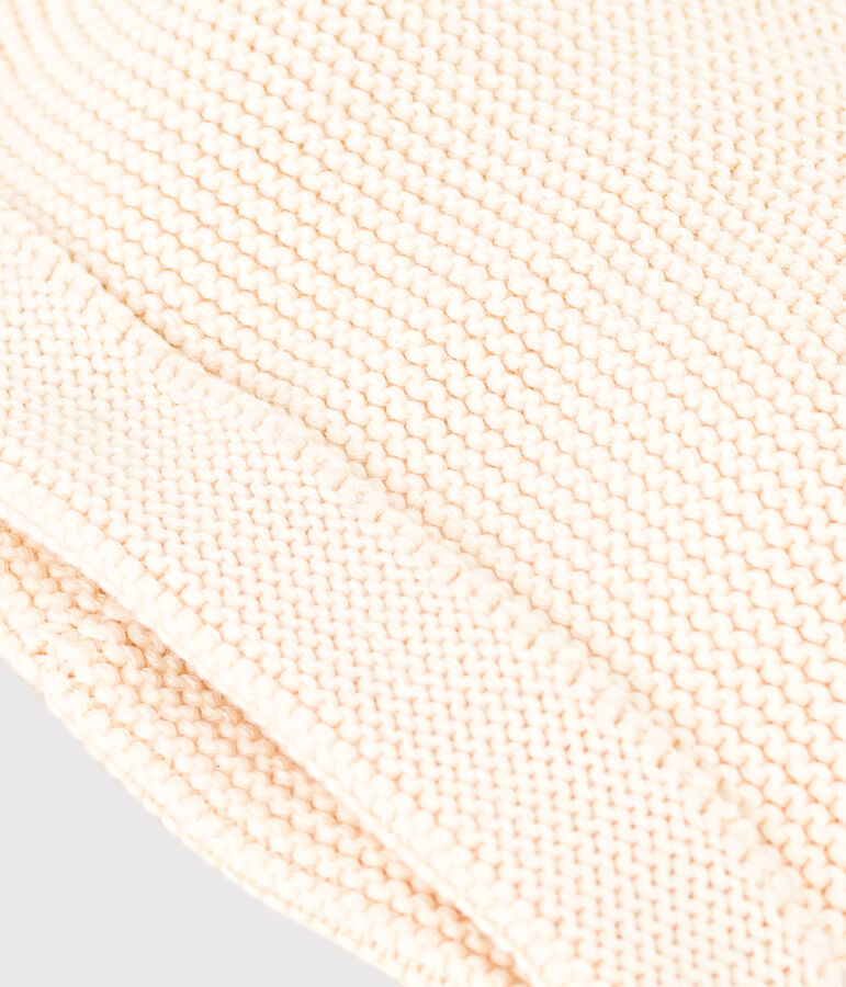 Bonnet en tricot &eacute;cru