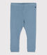 Babylegging van geribd breisel.