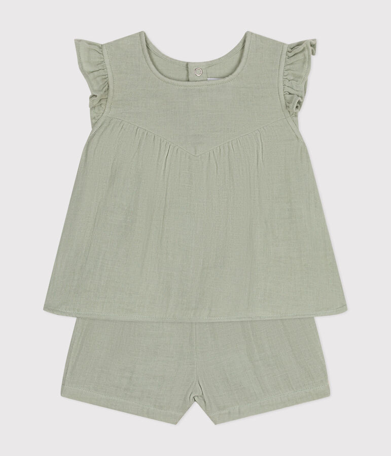 Luchtig katoenen babypakje met blouse en korte broek groen