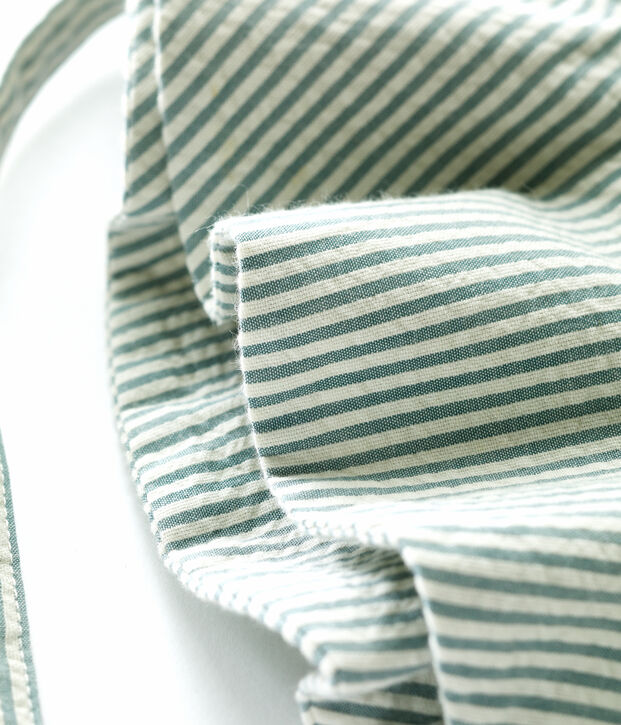 Capeline en seersucker ray&eacute; b&eacute;b&eacute;. vert/blanc