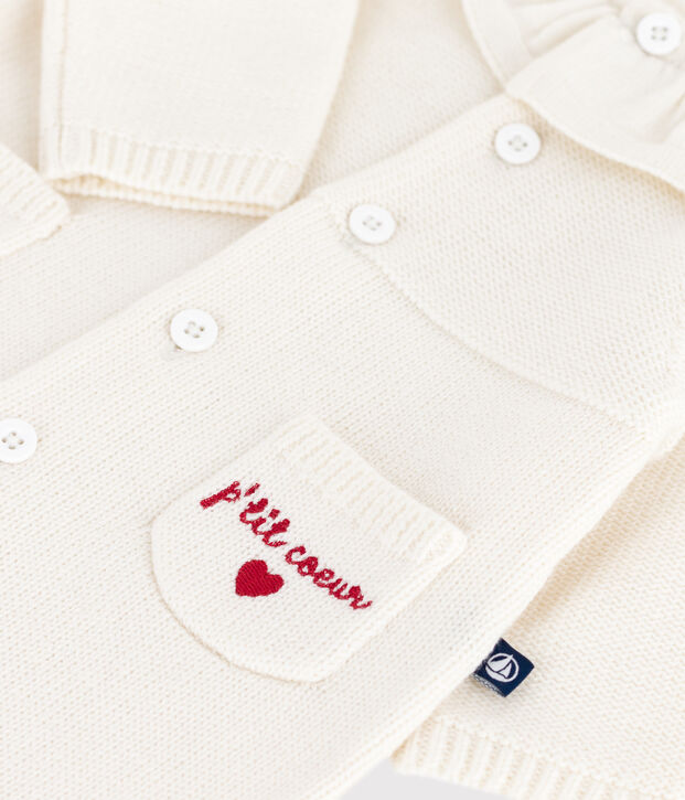 Babypakje met gebreid kraagje en 'P'tit C&oelig;ur'-borduursel wit