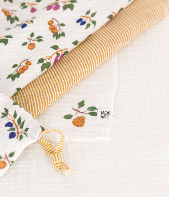 Setje met 3 babyluiers met vruchtenprint en fijngeribd velours MARSHMALLOW/ BOUDOR/ MULTICO