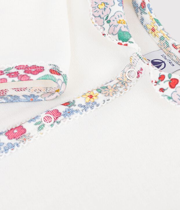 Pyjama b&eacute;b&eacute; en velours uni avec col, d&eacute;tail imprim&eacute; &agrave; fleurs blanc