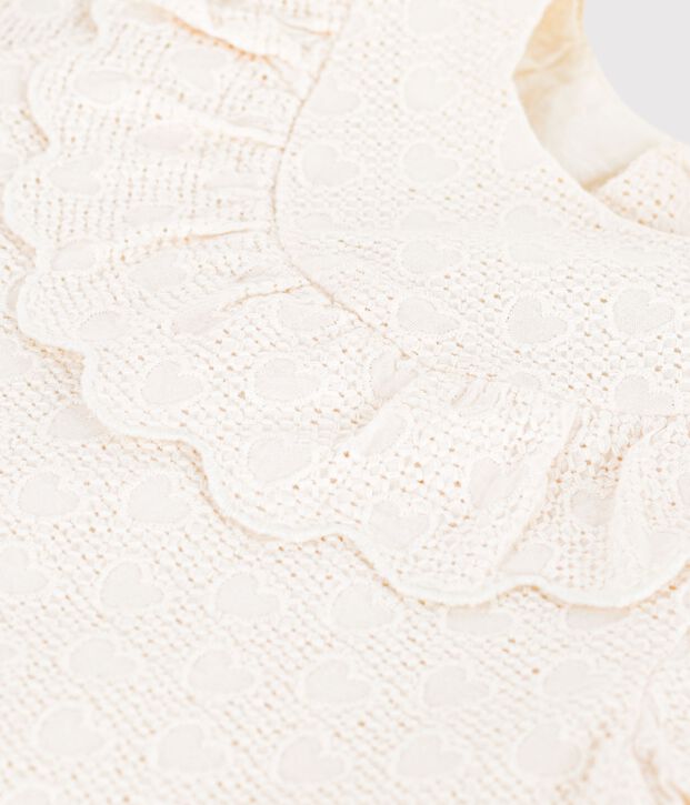 Babyjurkje van broderie anglaise met korte mouwen en hartjesmotief wit
