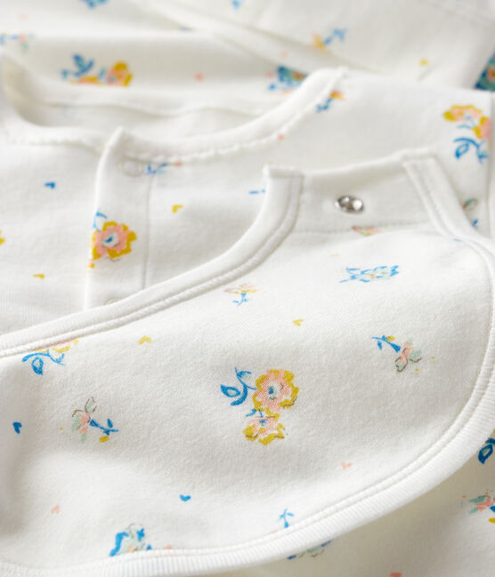 Coffret cadeau naissance fleurs bébé en coton biologique variante 1